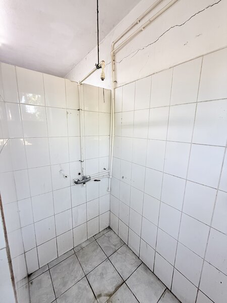 Obor - Veranda Mall/ Spatii industriale/ Comerciale 142mp si 222mp - Parter